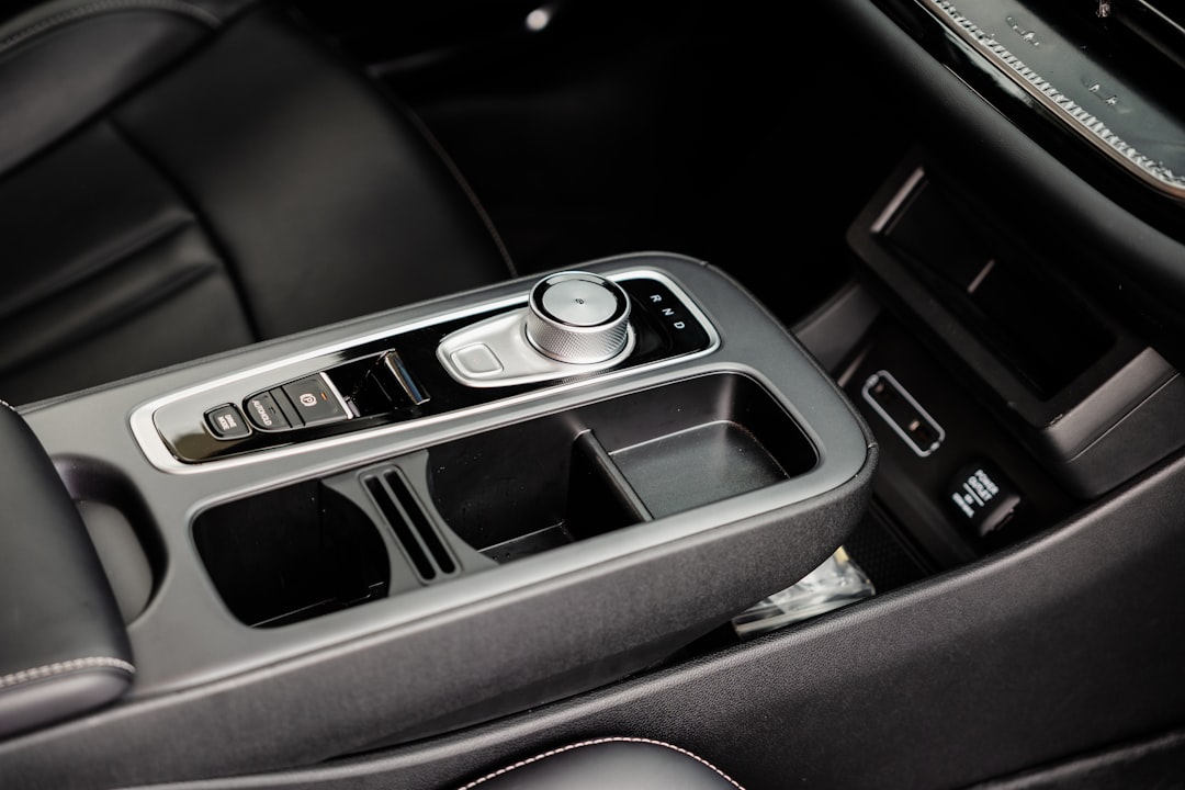 車のUSB充電器