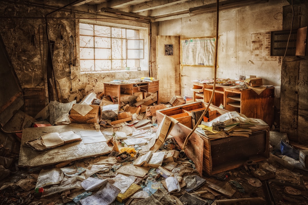 dirty messy room health disease risk