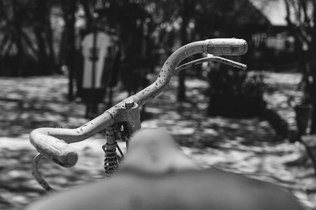 Jitensha handle yogore